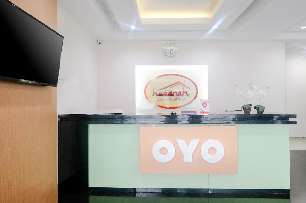 Oyo 696 Hasanah Guest House Syariah De Saphire Malang Kültér fotó
